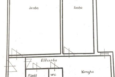 Eladásra kínálok Budapest XX. kerületében Pázsitos sétányon egy negyedik emeleti 54 m2-es panellakást.

ÁRCSÖKKENÉS 53.9 M Ft-ról  - 52.5 M Ft-ra.

A lakás zöldövezeti részen található, a parkolás díjmentes.

Az ingatlan részleges felújítást kapott, 2015-ben megújult a villany hálózat, 2021-ben 3 rétegű thermoplán nyílászárók lettek beépítve, melyeket szúnyogháló és redőny is véd.

A lakásban előtér, konyha, két külön nyíló hálószoba, gardrób, fürdőszoba káddal és egy toalett került kialakításra.

Az ingatlan melegéről távfűtés gondoskodik termosztát fejes radiátoros hő leadókkal, a lakás hűtését hűtő-fűtő klíma biztosítja.
A lakás egyedi mérőórákkal rendelkezik (gáz, víz, villany).

Közös költség 30. 000 Ft/hó.

Lift van a házban, kaputelefon kialakítással.

A XX. kerület, Budapest déli részén elhelyezkedő, rendkívül változatos és színes hely, a Belvárostól mindössze 20 perc távolságra.
A központi része Erzsébetfalván található. Itt egy nagyobb, parkosított helyekkel-, játszóterekkel rendelkező lakótelep fekszik. 
Ez egy nyüzsgő, élettel teli része a kerületnek. 
Ellentétben a többivel, amelyek inkább kert városias jellegűek, csendes-, forgalomtól mentes utcákkal. A sétálóutcában és annak közelében minden megtalálható, ami a hétköznapi szükségleteket kielégíti. 
Emellett a Csili Művelődési Központ nyújt kikapcsolódási lehetőséget és változatos programokat.
A kerületben 11 iskola és 17 óvoda működik.
Pesterzsébet különleges része Gubacs, amely határos a Soroksári-Dunával. Itt számos sporttevékenység végezhető, pl. kajak, kenu, labdarúgás, valamint jégkorong és korcsolya a Pesterzsébeti jégcsarnokban. 
A szórakozni-, kikapcsolódni vágyók igényét Dunára néző éttermek, játszótér, vízparti sétány, valamint a Budapesten egyedülálló jódos-sós vizű gyógyfürdő tudja kielégíteni.

Ha szeretne a fővárosban élni karnyújtásnyira mindentől, akkor ez az ingatlan alkalmas ön és családja részére.

Irányár: 52. 500. 000.- Ft

További információért és a megtekintéssel kapcsolatban, várom megtisztelő hívását!
Amiben még segíteni tudok:
- ha a vásárláshoz még el kell adnia ingatlanát
- energetikai tanúsítvány készítése 72 órán belül
- ingyenes hitelügyintézés
- jogi háttér
- földhivatali ügyintézés
- ajánlatok küldése e-mailben országos adatbázisból.

Tel: +36705581160 Gere Géza
Tel: +36306549409 Rózsa Mónika