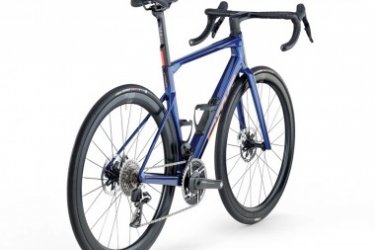 Kingcyclesport Sell model bikes : 2024 Bikes, Road Bikes, Mountain Bikes, Triathlon Bikes, Electric Bikes, Cyclocross Bikes, Gravel Bikes, Track Bikes, Road frames, Mountain frames, Triathlon frames, Groupsets, Pedals, Saddles, Wheels, Helmets, Shoes, Gloves and Cameras. If you are interested please immediately make purchases on our company website or you can also make purchases directly in our company.
 
Buy New "2025 Bmc Roadmachine 01 One Road Bike" from Kingcyclesport is 100% safe, Because purchase products at Kingcyclesport provide a 100% money back guarantee. 
Location Kingcyclesport : Deli Park Mall Lt. 3. 
Address : Informa - Living Plaza Jl. Perintis Kemerdekaan.Km.9, Rw No.6, Tamalanrean Jaya, Sulawesi Selatan - Indonesia 90245
Contact us : order@kingcyclesport.com. To purchase online visit the website : kingcyclesport.com 
Phone : 081225487469
Price : USD 9,683.00
Min Order : 1 Unit
Lead Time : 7 Days Express
Port : CIF / Kualanamu International Airport
Payment Terms : Paypal, Wise, Bank Transfer, Western union, Moneygram
Shipment : Worldwide via FedEx, DHL, UPS
Product : New Original and Warranty