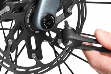 ZONACYCLES Sell model bikes : 2024/2025 Bikes, Road Bikes, Mountain Bikes, Triathlon Bikes, Electric Bikes, Cyclocross Bikes, Gravel Bikes, Track Bikes, Road Frames, Mountain Frames, Triathlon Frames, Groupsets, Pedals, Saddles, Wheels, Helmets, Shoes, Gloves and Cameras. If you are interested please immediately make purchases on our company website or you can also make purchases directly in our company.

Buy new 2026 Canyon Ultimate CFR AXS Road Bike from Zonacycles is 100% safe, Because purchase products at Zonacycles provide a 100% money back guarantee. Location Zonacycles:  Jl. Mayjen Sungkono No.89 lt 3,Gn. Sari, Kec. Dukuhpakis, Surabaya, Jawa Timur 60225 Contact us: order@zonacycles.com. To purchase online visit the website: zonacycles.com

Price : USD 10,500.00
Min Order : 1 Unit
Lead Time : 7 Days Express
Port : CIF / Ciputra World Surabaya
Payment Terms : Paypal, Wise, Bank Transfer, Western union, Moneygram
Shipment : Worldwide via FedEx, DHL, UPS
Product : New Original and Warranty